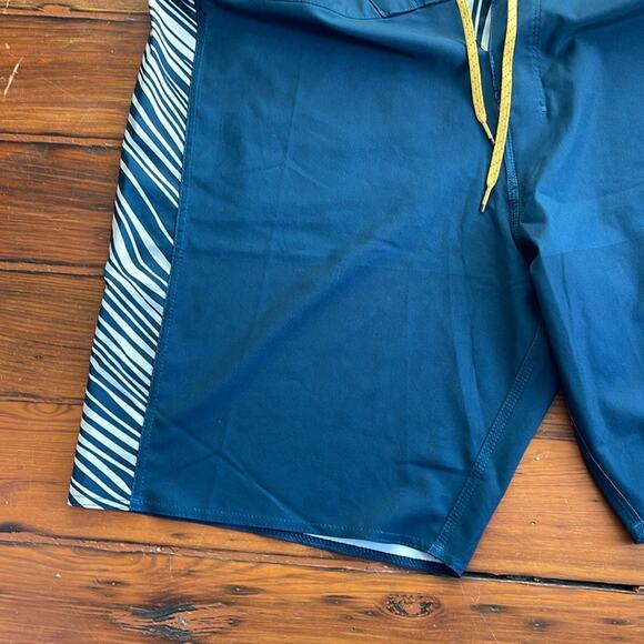 Billabong Recycler DBAH Airlite unlined swim surf board shorts sz 40 - Picture 3 of 7